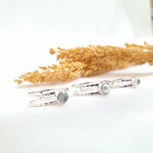 Load image into Gallery viewer, Ring Miss Double Moonstone