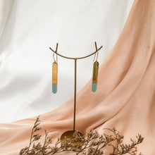 Load image into Gallery viewer, Earring Resin stick L ON SALE