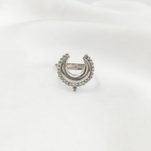Load image into Gallery viewer, Ring India Moonlight