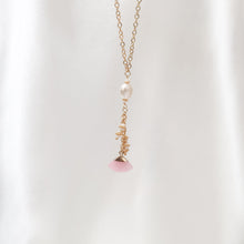 Load image into Gallery viewer, Necklace Fan Stone with Pearl