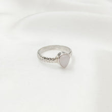 Load image into Gallery viewer, Ring Drop Rose Quartz