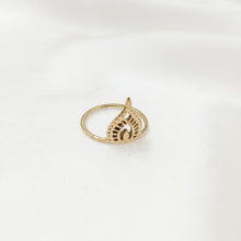 Load image into Gallery viewer, Ring India Small Pagoda