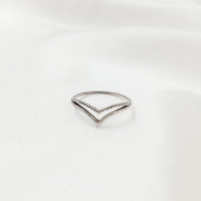 Load image into Gallery viewer, Ring India Plain Tiara