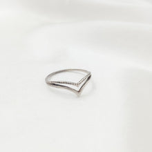 Load image into Gallery viewer, Ring India Plain Tiara