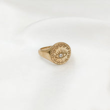 Load image into Gallery viewer, Ring Big Signet Evil Eye Zircon