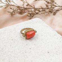 Load image into Gallery viewer, Ring Antique Red Coral