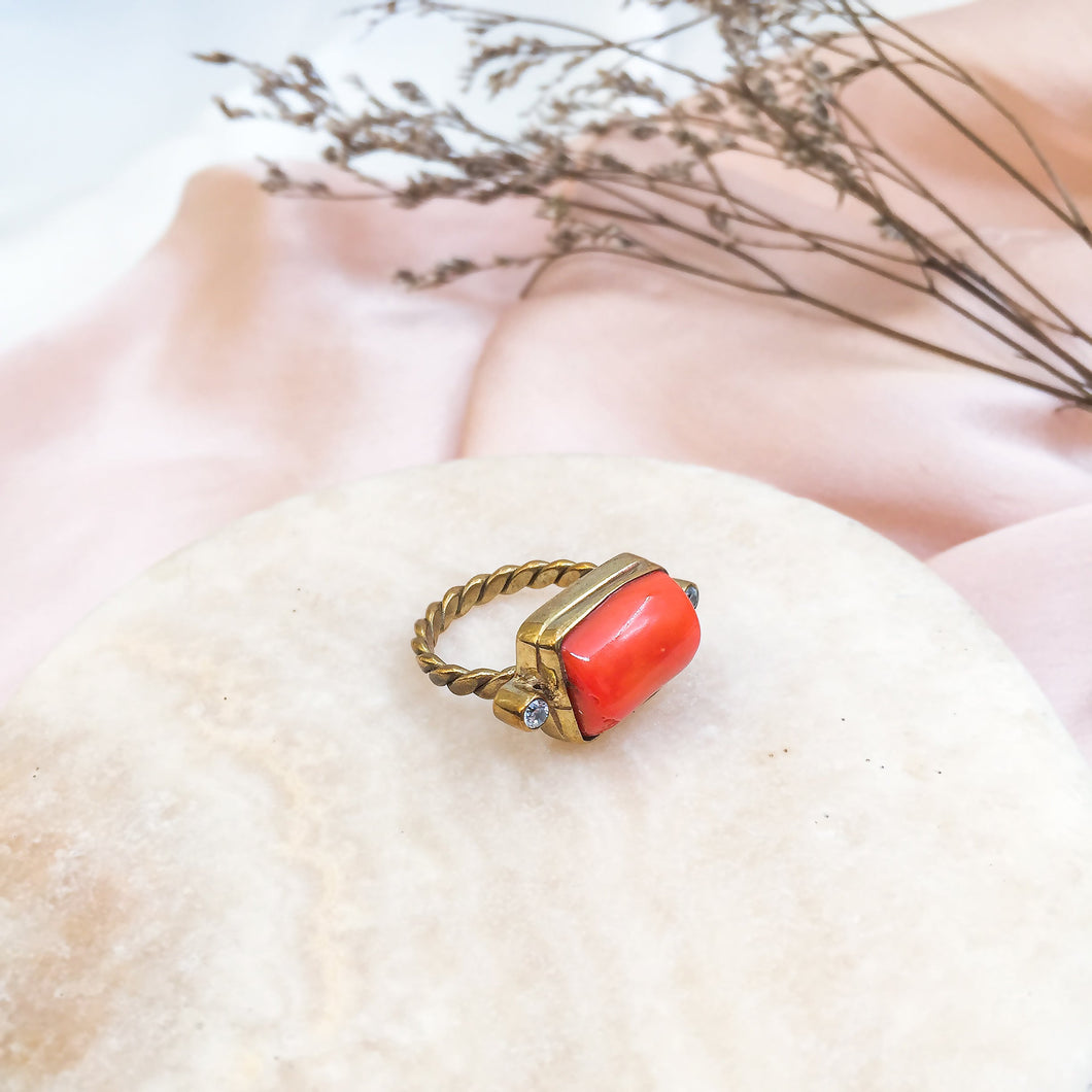 Ring Antique Red Coral