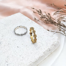 Load image into Gallery viewer, Ring Fairy Daisy Flower
