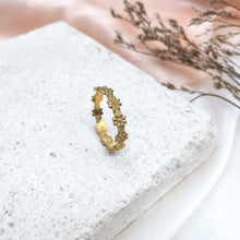 Load image into Gallery viewer, Ring Fairy Daisy Flower