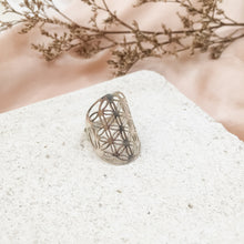 Load image into Gallery viewer, Ring Flower of Life Mandala