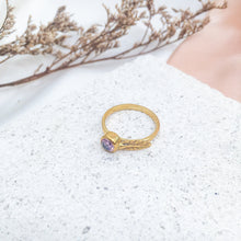 Load image into Gallery viewer, Ring Forest Leaf Zircon