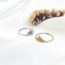 Load image into Gallery viewer, Ring India Bindi Triangle