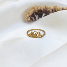 Load image into Gallery viewer, Ring India Half Lotus Flower