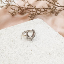 Load image into Gallery viewer, Ring India Moonlight