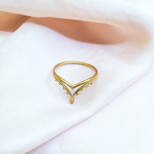 Load image into Gallery viewer, Ring India Pointy Tiara