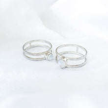 Load image into Gallery viewer, Ring Miss Double Moonstone
