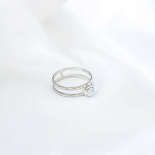 Load image into Gallery viewer, Ring Miss Double Moonstone