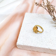 Load image into Gallery viewer, Ring Tropical Monstera