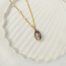 Load image into Gallery viewer, Necklace Shell Small