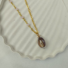 Load image into Gallery viewer, Necklace Shell Small