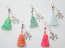 Load image into Gallery viewer, Keychain Colorful Bead with Unicorn
