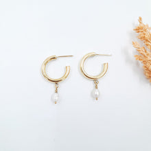 Load image into Gallery viewer, Earring Hoop Stud Pearl
