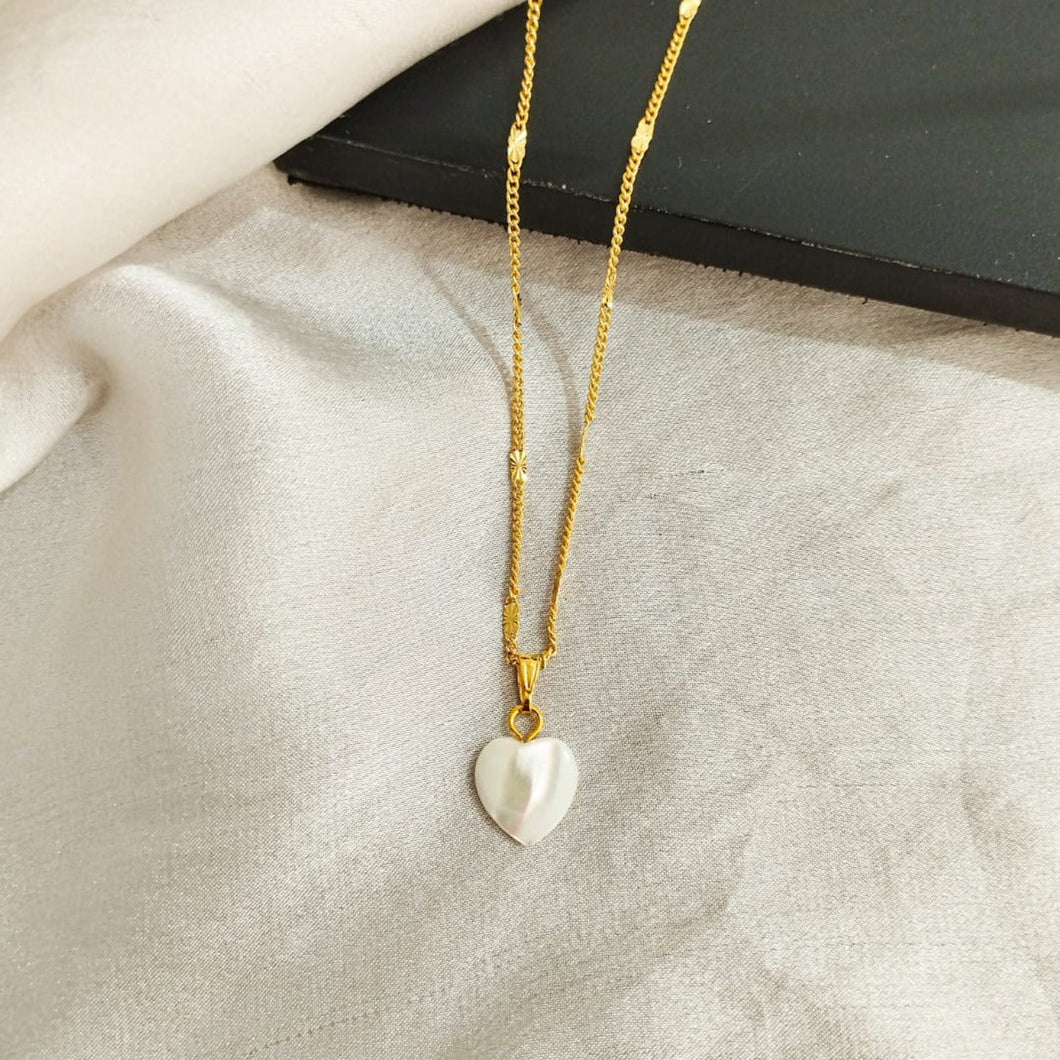 Necklace Mother of Pearl Heart