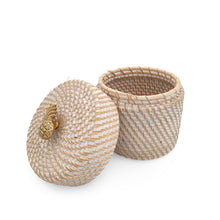 Load image into Gallery viewer, Rattan Decorative Box Round with Knob
