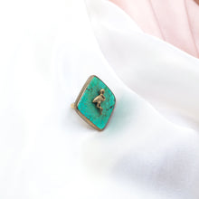 Load image into Gallery viewer, Ring Turquoise Tropical
