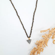 Load image into Gallery viewer, Necklace Mini Beads and Drusy
