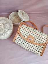 Load image into Gallery viewer, Rattan Lady Bag
