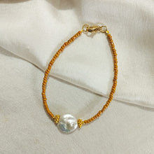 Load image into Gallery viewer, Bracelet Beads Full Moon Pearl
