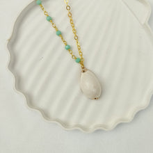 Load image into Gallery viewer, Necklace Shell Small
